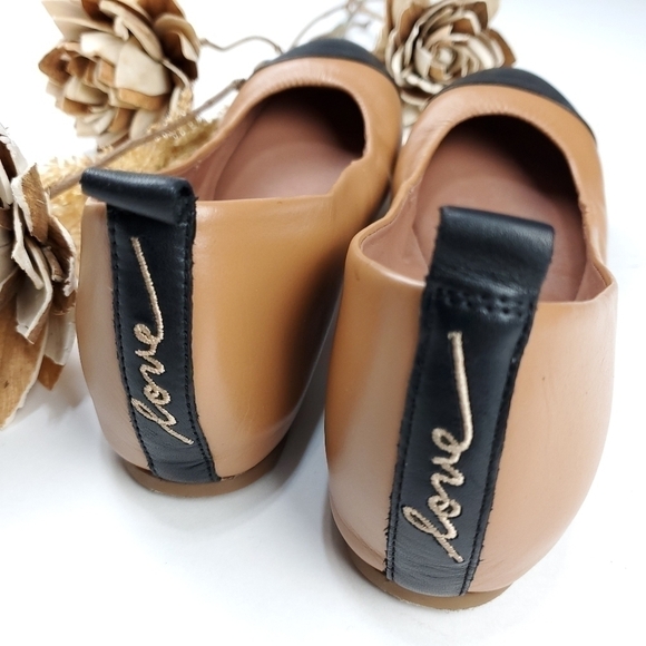 🔴  ED LOVE Lilliane2 Camel Black Cap Toe Flat 7.5w - Picture 4 of 13